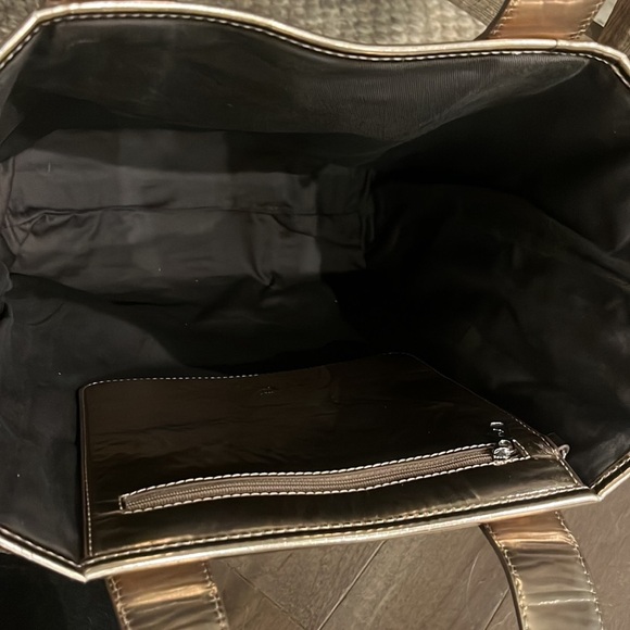 Alexander McQueen -MCQ metallic Tote - Picture 9 of 17